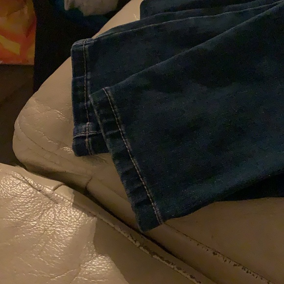 Super cute women’s skinny jeans - Picture 5 of 5